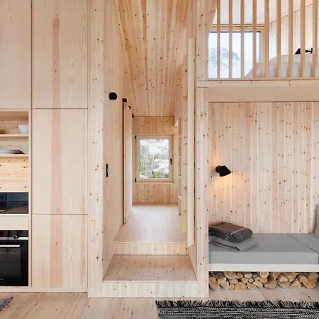 Black Aurora Nook Holiday home *